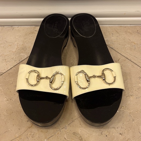 Gucci slides - Picture 1 of 9